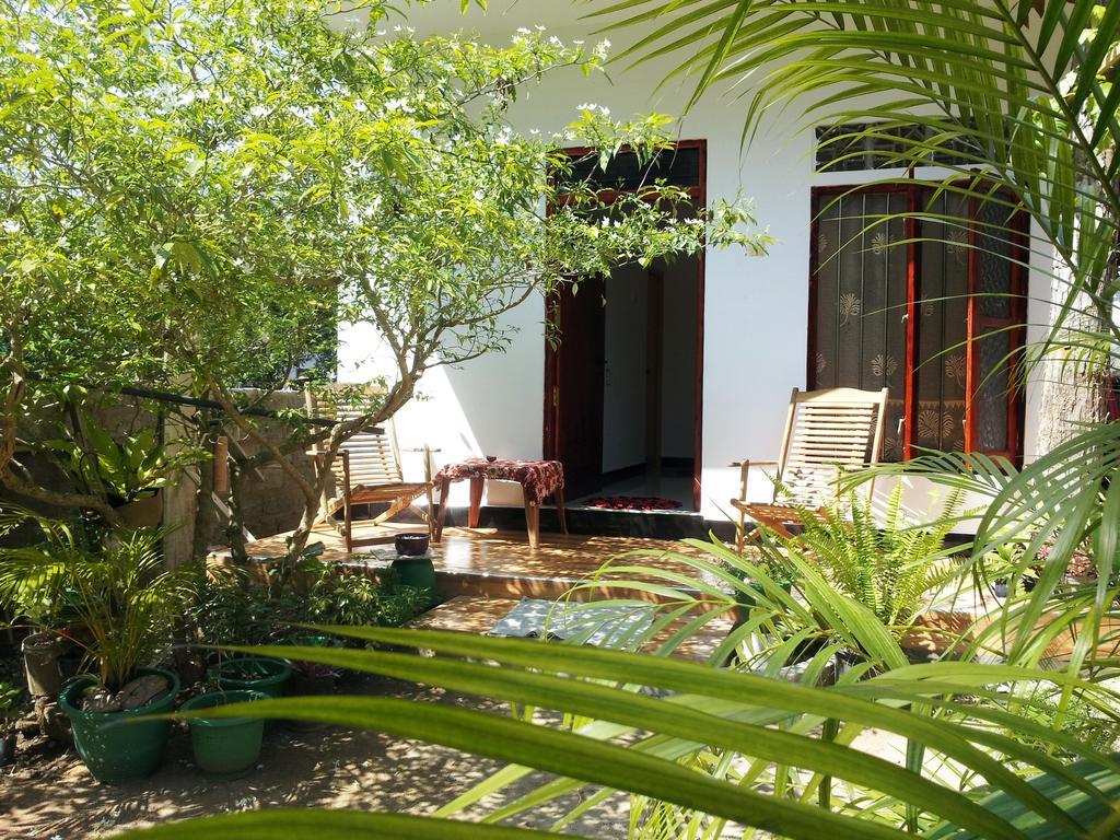 Green Garden Guest Мириса Екстериор снимка