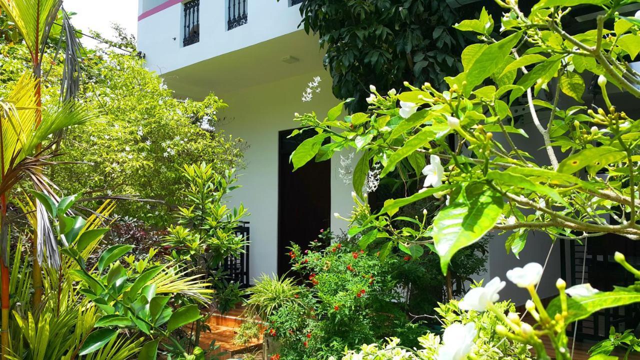 Green Garden Guest Мириса Екстериор снимка